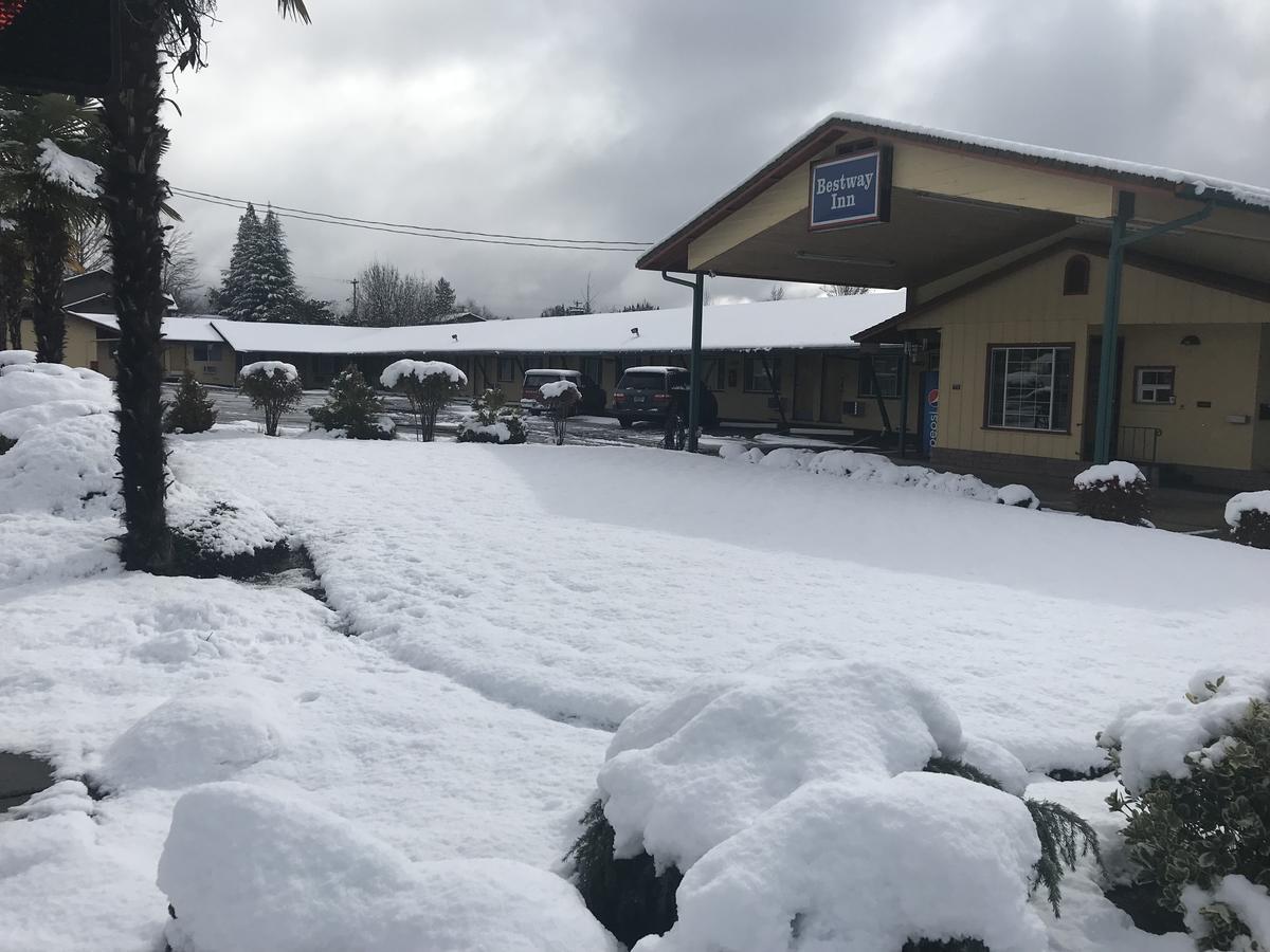 Bestway Inn Grants Pass Dış mekan fotoğraf